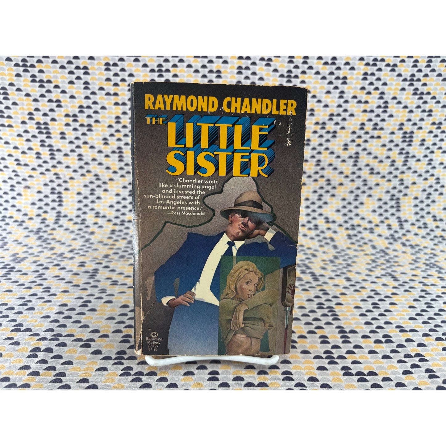 The Little Sister - Philip Marlowe - Raymond Chandler - Vintage Paperback Book