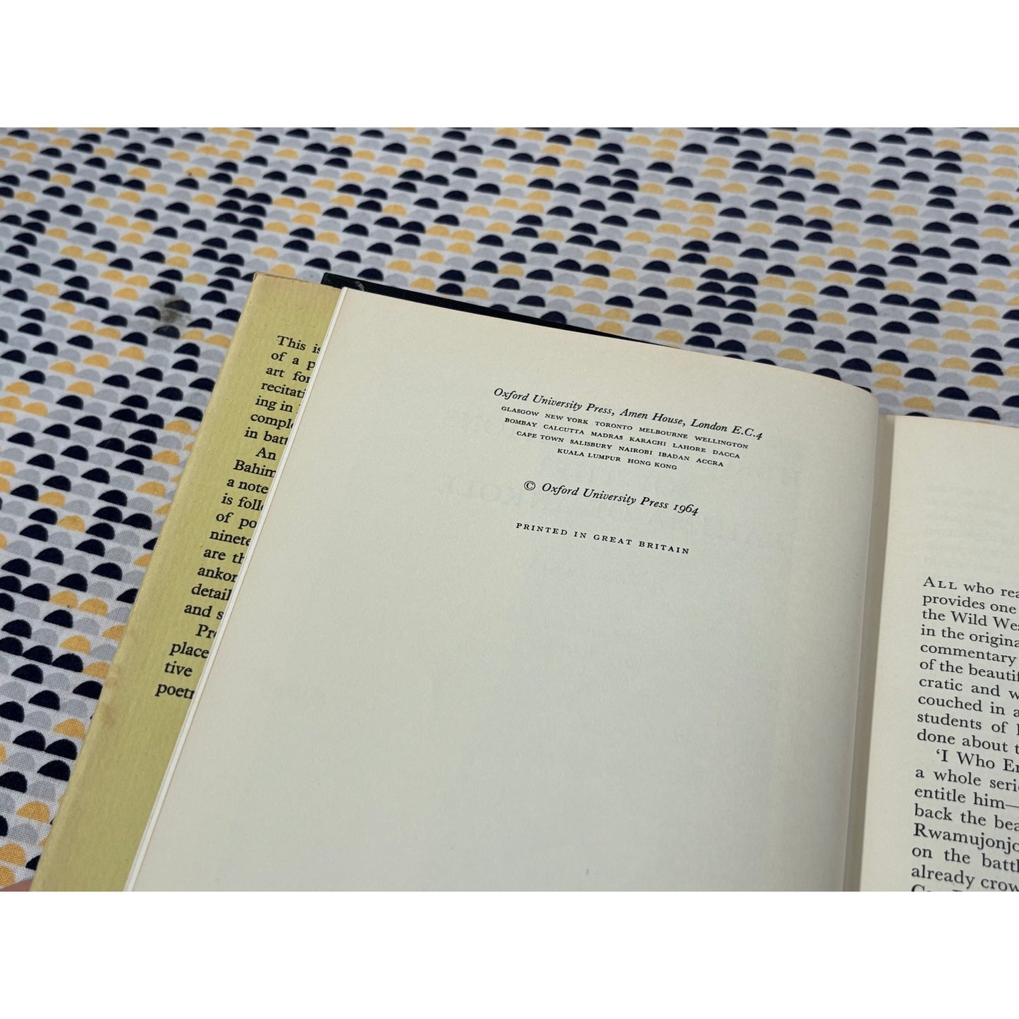 The Heroic Recitations of the Bahima of Ankole - Henry F. Morris - Oxford Library of African Literature - Hardcover