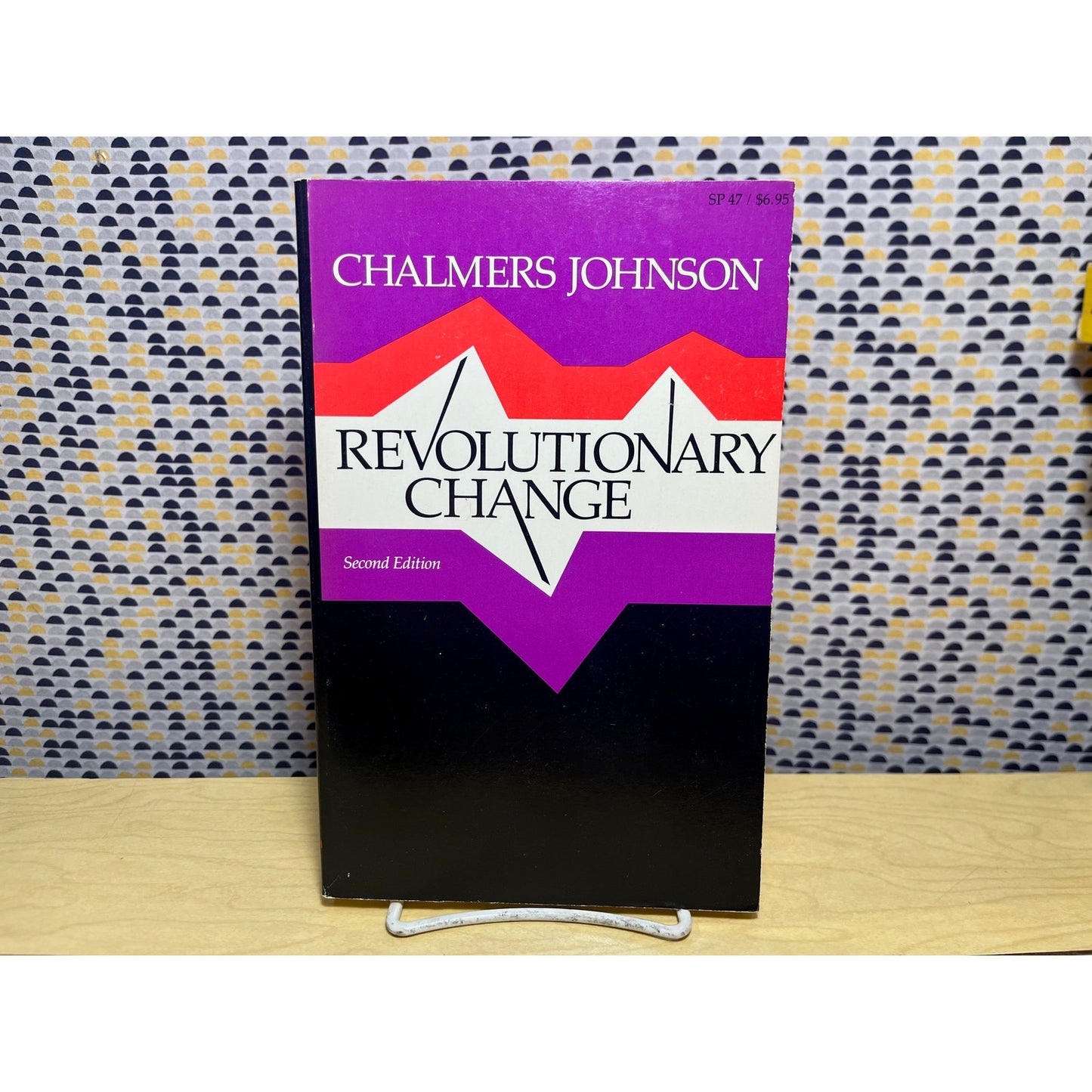 Revolutionary Change - Chalmers Johnson -  Stanford University Press - Paperback