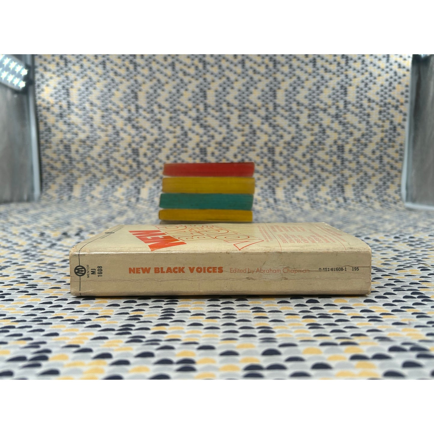 New Black Voices - Eldridge Cleaver, Malcolm X, James Baldwin, Margaret Walker - Vintage Paperback Book - Mentor Edition