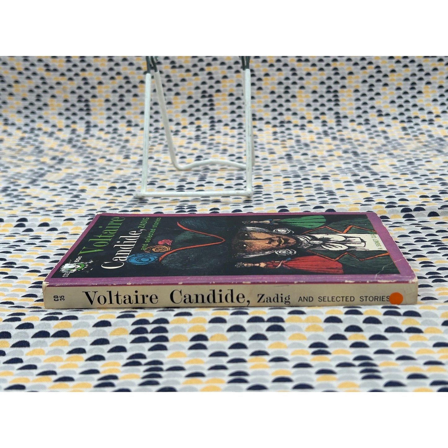 Candide, Zadig and Selected Stories - Voltaire - Vintage Paperback