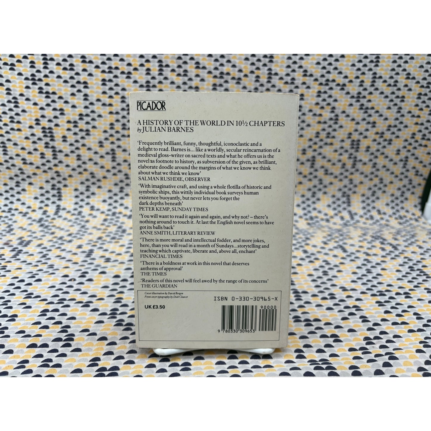 A History Of The World In 10 1/2 Chapters - Julian Barnes - Picador - Paperback