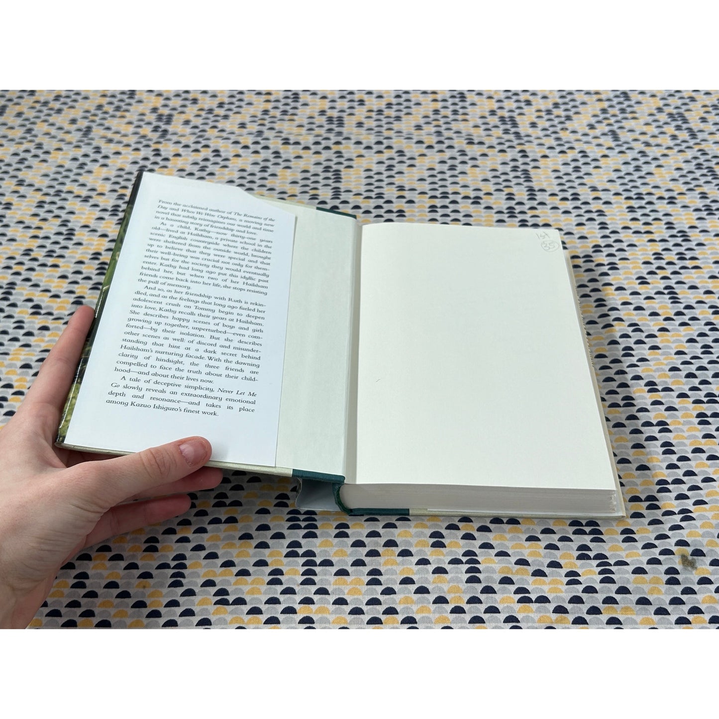 Never Let Me Go - Kazuo Ishiguro - Knopf - Hardcover - 1st Edition 1st Print