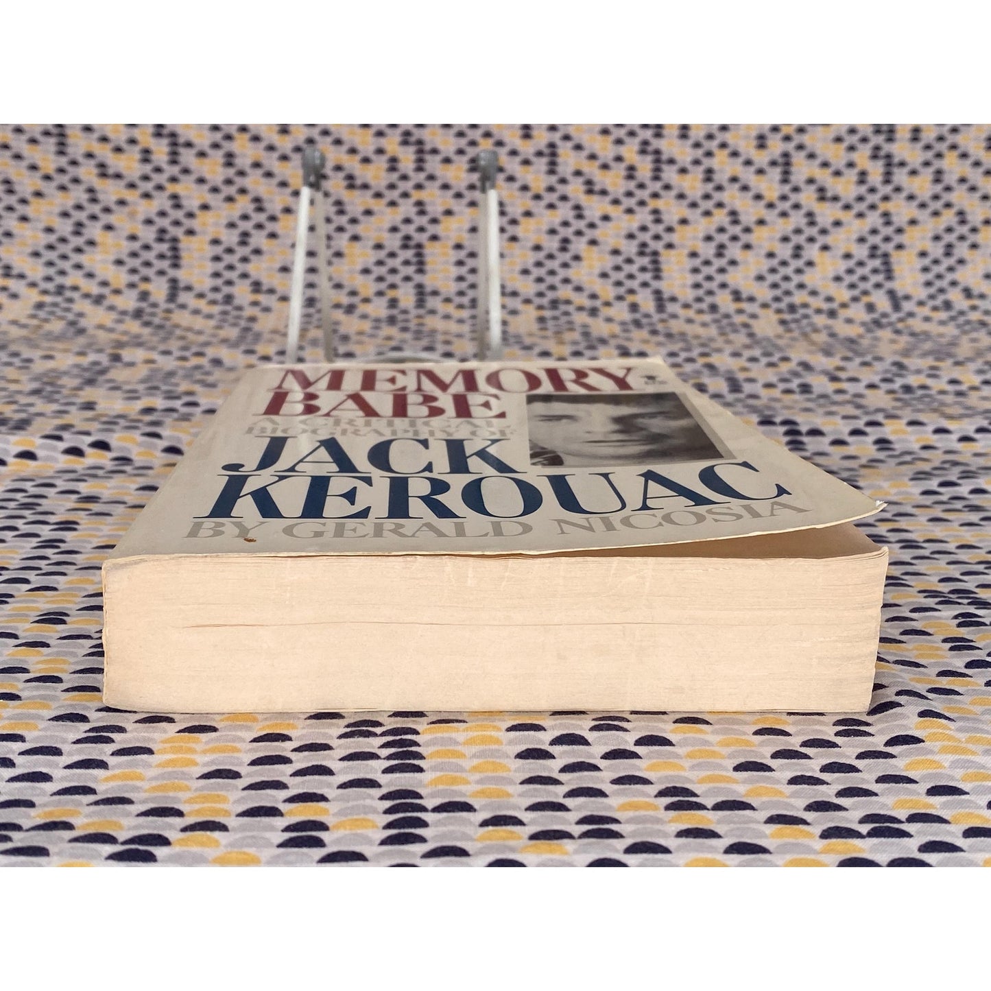 Memory Babe: A Critical Biography Of Jack Kerouac - Gerald Nicosia - Vintage Paperback Book - Grove Press Edition